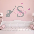 Мультяшный стиль бабочки пользовательское имя настенные наклейки для девочек детские комнаты декор Виниловая Наклейка Настенная женская спальня наклейка художественные наклейки