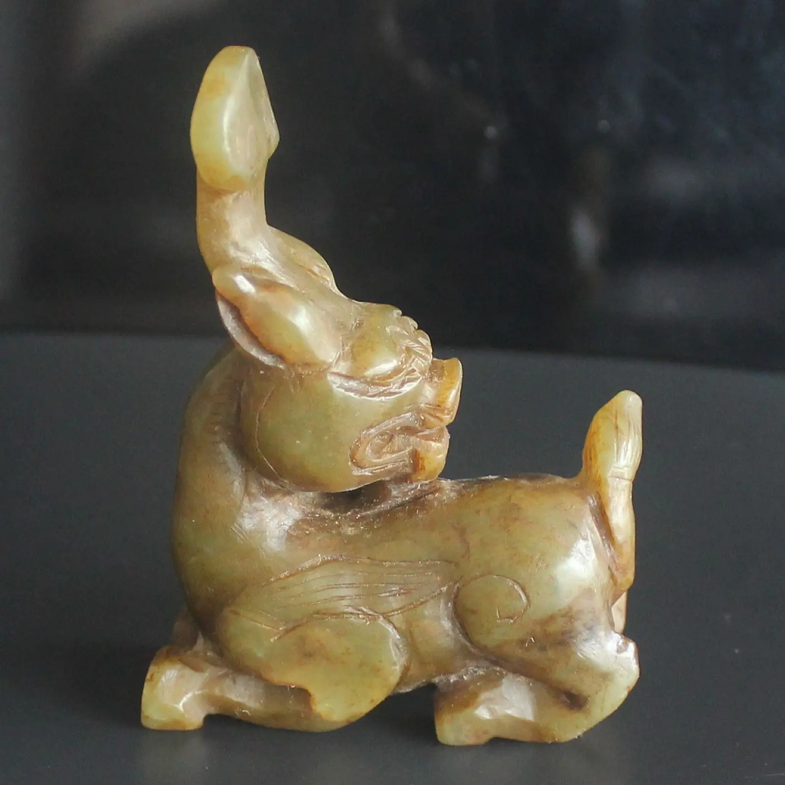 

70mm Carved Chinese Old Jade Animal Figurine Animal Carving