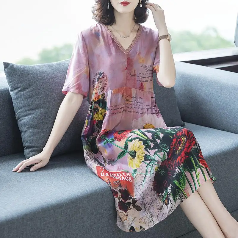 

CACNCUT 2020 Summer Women Plus size Vintage Print Dress Female Casual Loose V-neck Long Dress 4XL Large Size Floral Print Dress