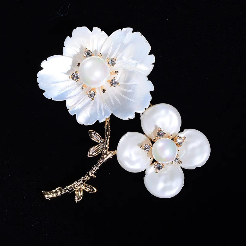 

Fashionable Shell Flower Corsage Pins Wedding Elegant Broch Brand Design Luxury Jewelry Suit Bouttoniere Pearl Petal Brooches