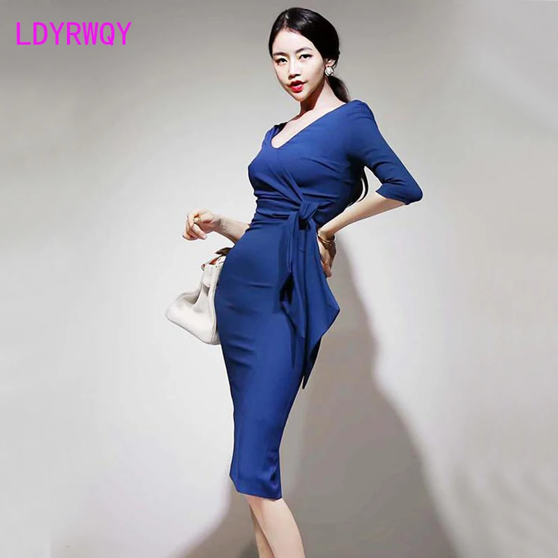 

2021 autumn and winter new Korean fashion temperament was thin sexy bag hip bottom dress