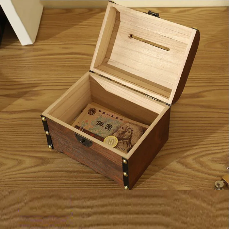 Винтажная копилка деревянная ручная работа запирающаяся детская коробка для