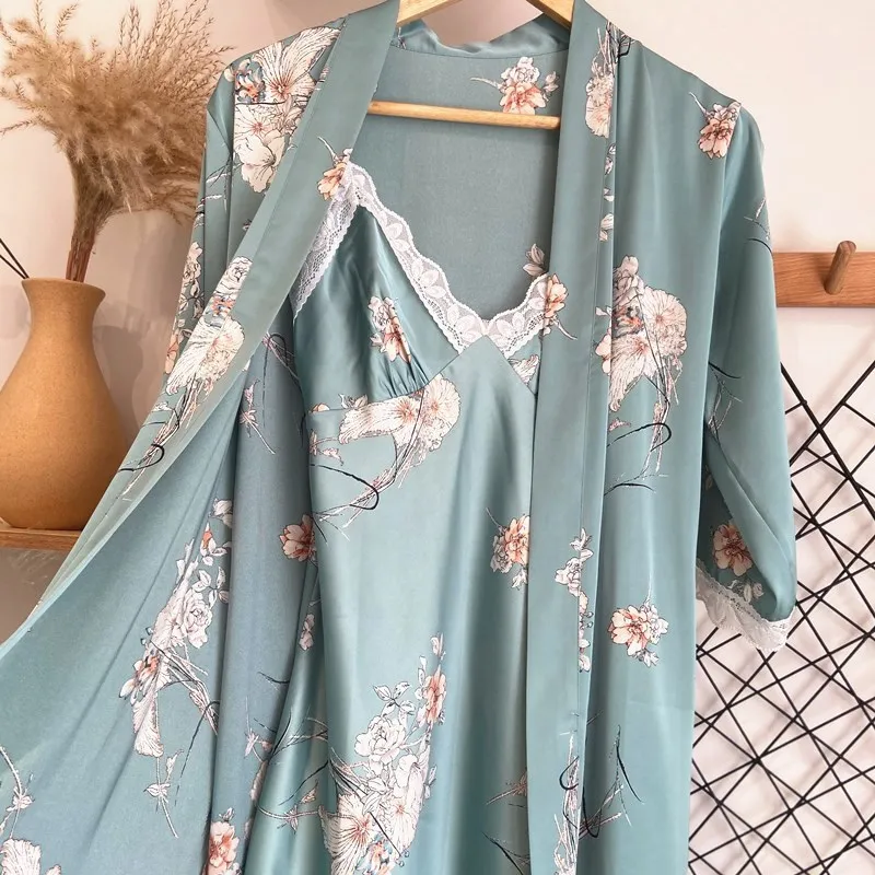 

Комплект женский из двух предметов, атласная пижама с принтом, интимное белье, кружевное кимоно, халат, ночная рубашка, весна-осень