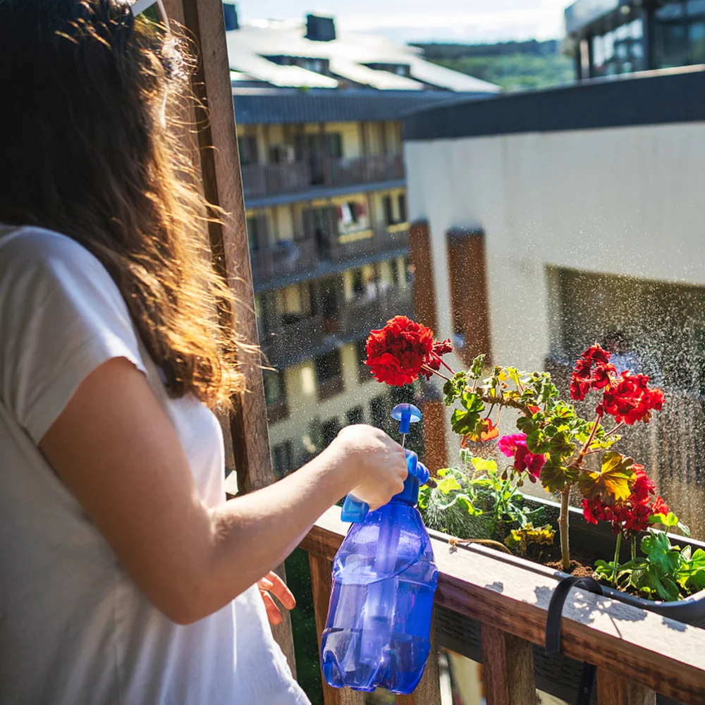 

4 pairs of Flower Boxes Bracket Creative Planter Hook Hanging Plant Brackets