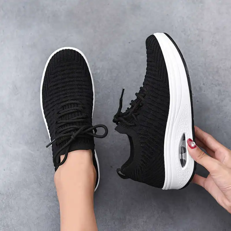 

Zapatos Running Tennis Sole Platform Sports Shoes Woman Aesthetic Trekking Sneakers Antiskid Women's Sport Shoes Shiny Tennis