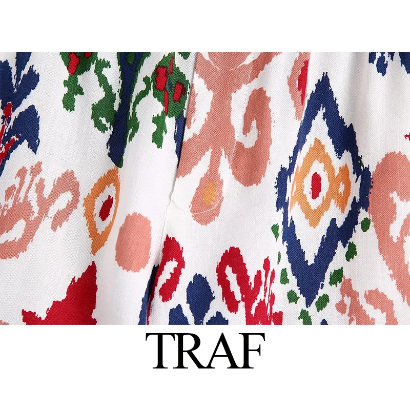 Костюм двойка женский из блузки и шортов с высокой талией| |