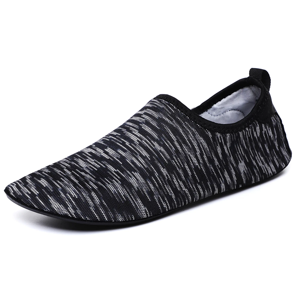 

New men's diving socks barefoot water sports shoes snorkeling seaside swimming pool non-slip men's shoes