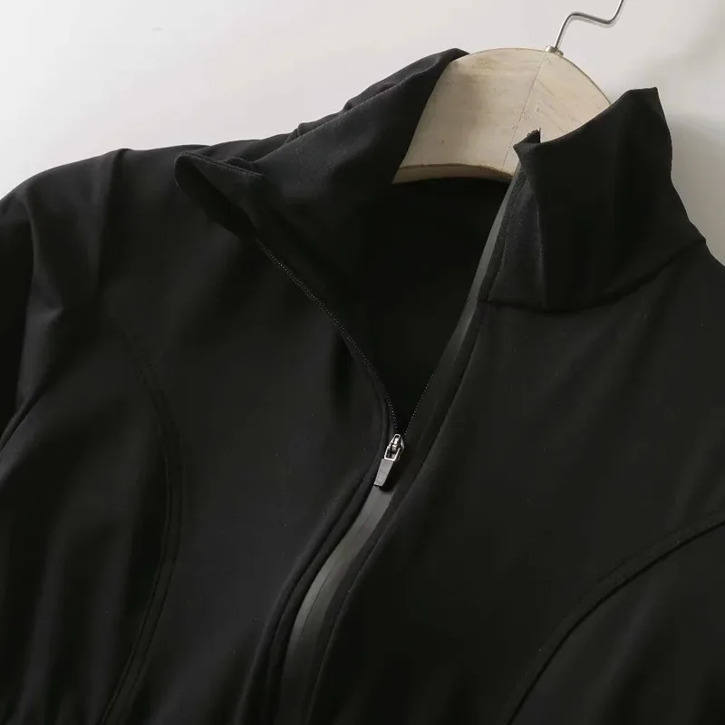 

2021 Fitshinling Zip-up autumn winter women hoodies slim crop jacket female clothes black sexy hoody cotton coats Women clothing