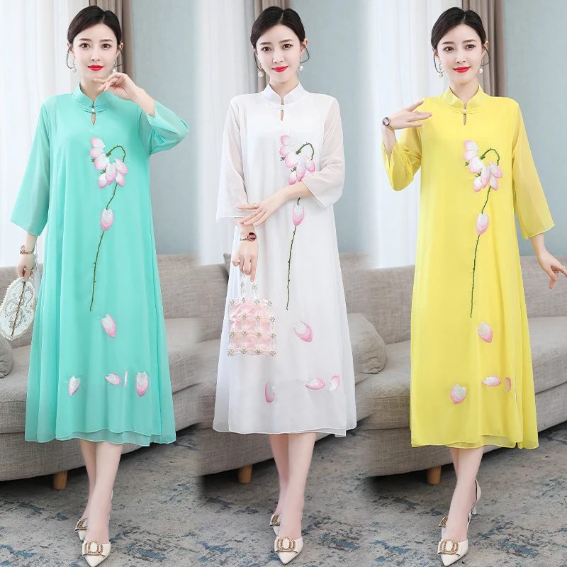 

2022 women chinese floral embroidery qipao oriental styled dresses chiffon chinese style modern cheongsam dress oriental qipao