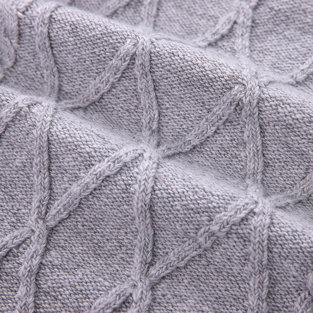 Женское трикотажное платье-свитер с высоким воротником и длинным рукавом |