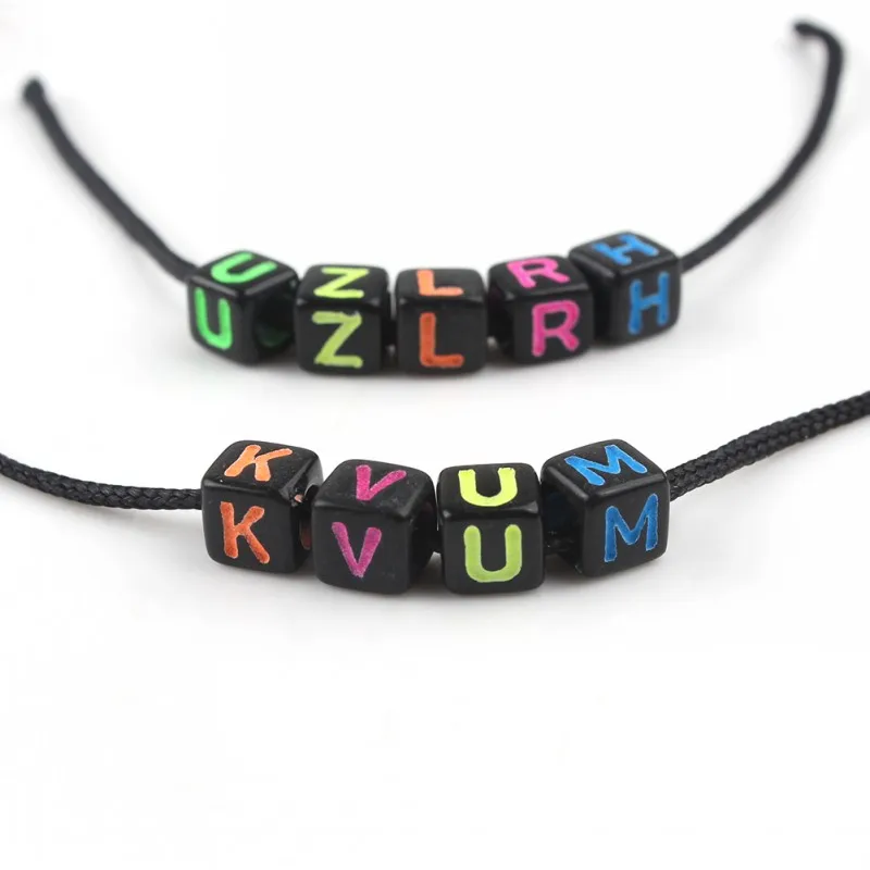 6*6 мм акриловые бусины с английскими буквами смешанные Черные Квадратные