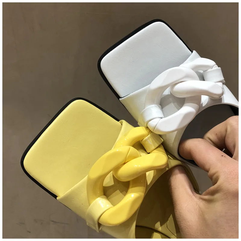 

2021 Summer Women Slippers Square Toe Thin Low Heels Fashion Slides Lady Fashion Brand Buckle Elegant Slides Outdoor Mules