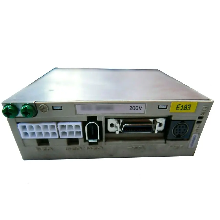 

R7D-BP01H-Z 100W Omron СЕРВОДВИГАТЕЛЬ/привод б/у