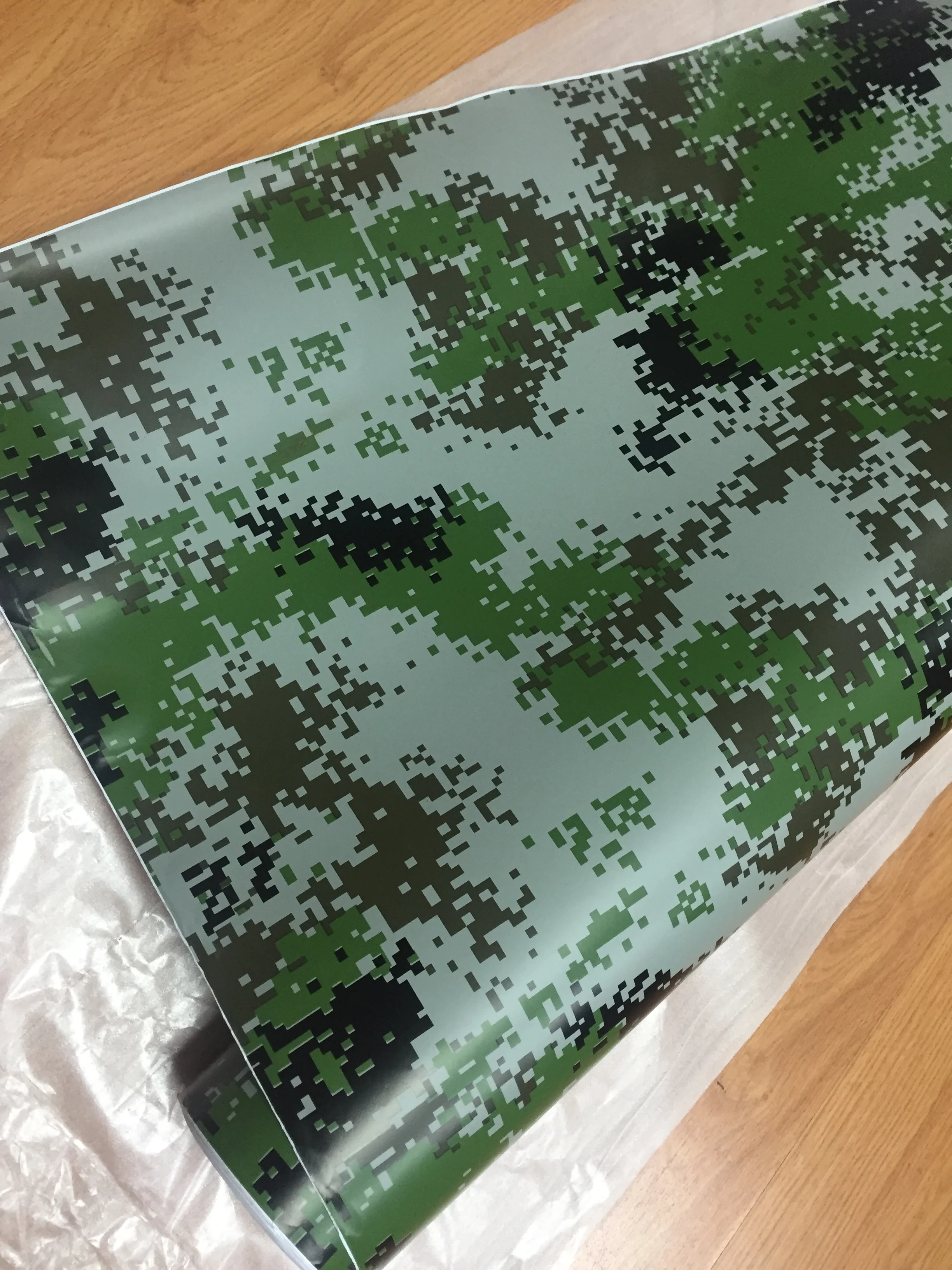 Виниловая автомобильная пленка премиум класса 7 размеров зеленая цифровая