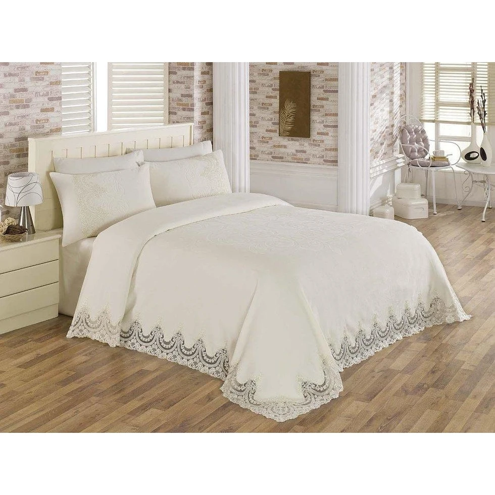 

Esma Damask Dowries Pique Pack Cream