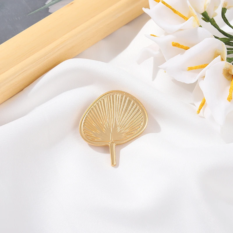 Fan Alloy Pin Creative Simple Gold lovely Brooch Lapel Cowboy Badge Bag Jewelry Gift Friends Custom Wholesale | Украшения и