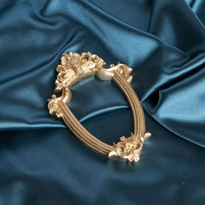 

Ins Golden Retro Small Photo Frame Photo Props Frame Ornaments Home Decoration Photo Props Nail Cosmetics Shooting Decoration