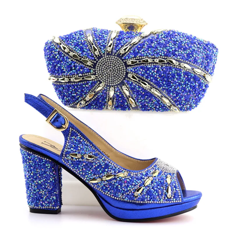 Новейшая модель Модные летние Украшенные Стразы Обувь на низком каблуке и сумка