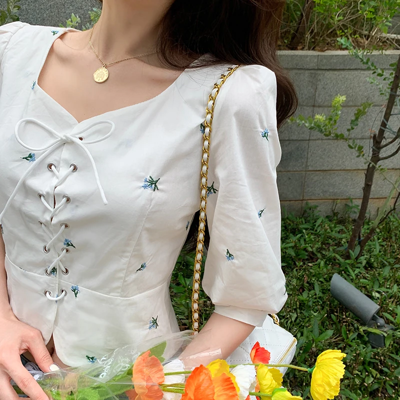

New Arrival 2021 Summer Womens Embroidery Fashion Slim Blouses Puff Sleeve Sexy Lace Up Short Shirt blusa Feminina