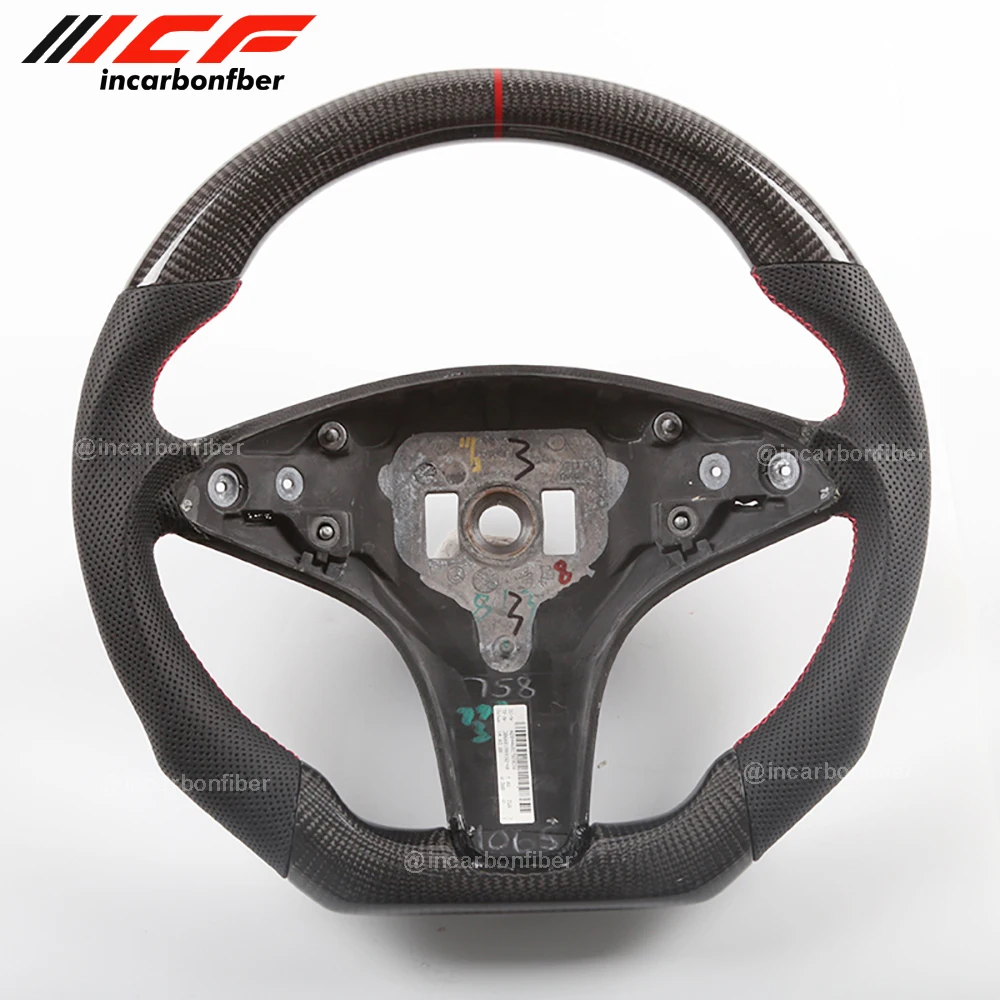 

Рулевое колесо из углеродного волокна для Mercedes Benz W218 X218 R231 E63 C63 A45 G63 C45 A43
