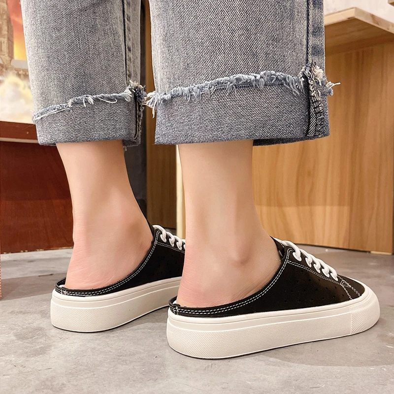 

Med Slippers Casual Square Toe Shoes Woman 2021 Platform Pantofle Luxury Cover Soft New Flat Slides PU Fashion Med Shoes Cover T