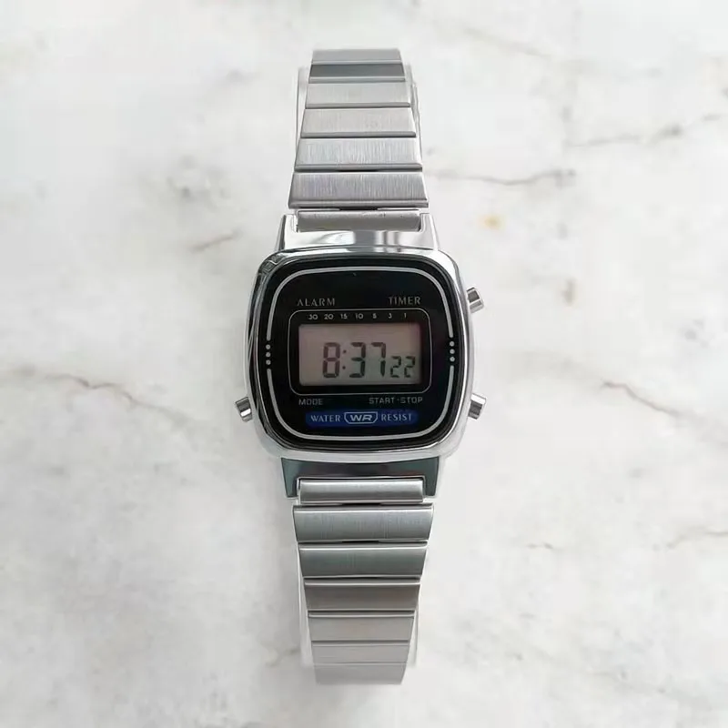 

670 Silver Watch for Women Men Fashion Square Women's Watches LED Digital Wrist stianless steel Watch Electronic Clock
