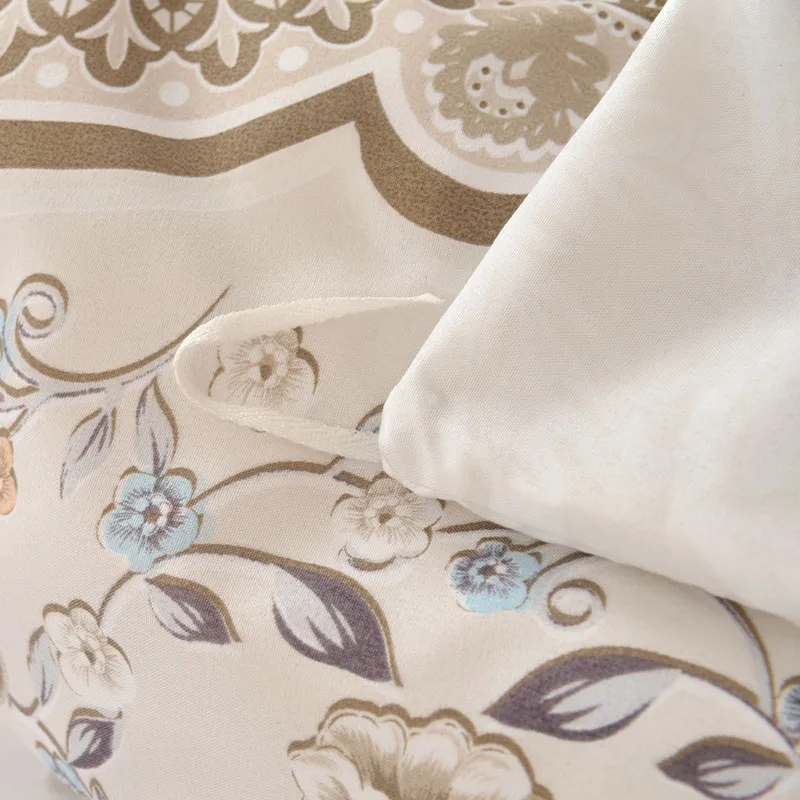 

Luxurious Bedding Set Lace Bedspreads For Double Bedding Quilt And Pillowcases King Size Bedding Set Retro Household Products