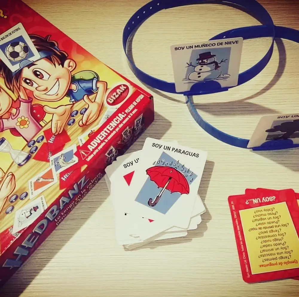 Новая игра Hedbanz быстрый вопрос о том что я настольная с картами забавные гаджеты