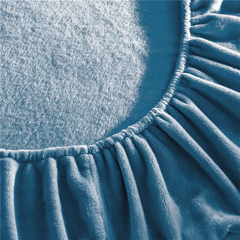 Фланелевая натяжная простыня мягкая теплая зимняя 200 г/кв. М Королевский размер