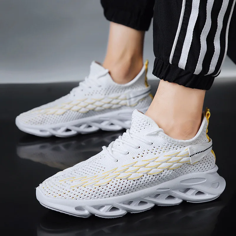 Мужские легкие кроссовки черные дышащие сетчатые Повседневная Нескользящая