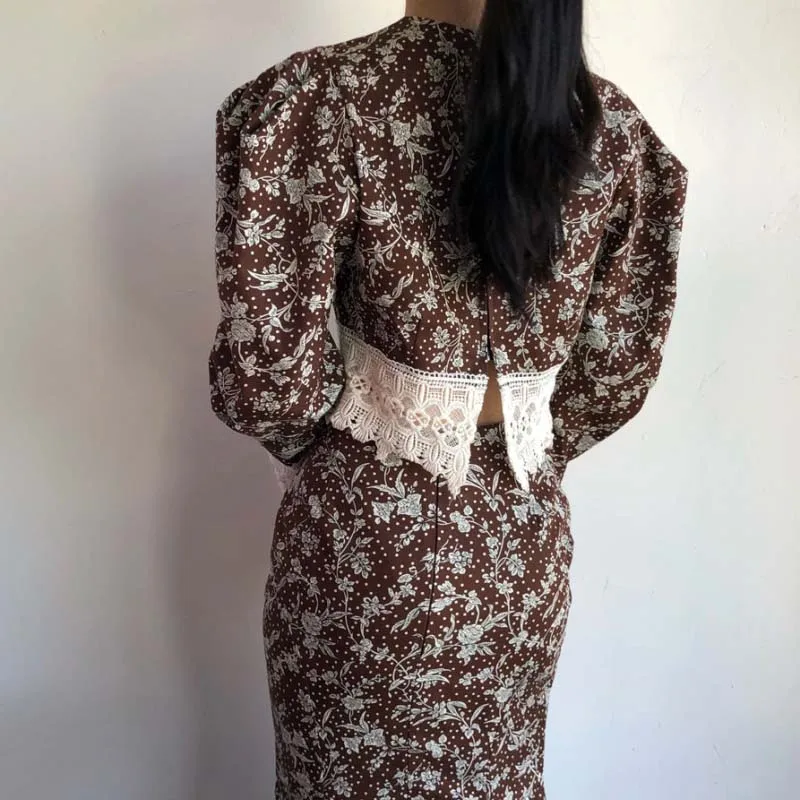 

Vintage Round Neck Full Puff Sleeve Blouse Women Lace Stitching Slim High Waist Mermaid Skirts 2 Pieces Set Spring Casual 2020