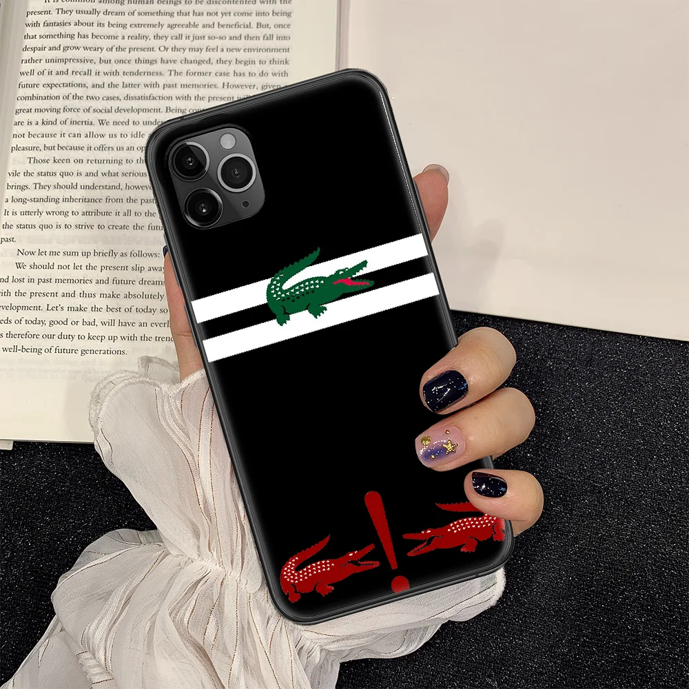 

LACOETES French luxury brand Phone Case Cover Hull For iphone 5 5s se 2 6 6s 7 8 12 mini plus X XS XR 11 PRO MAX black trend