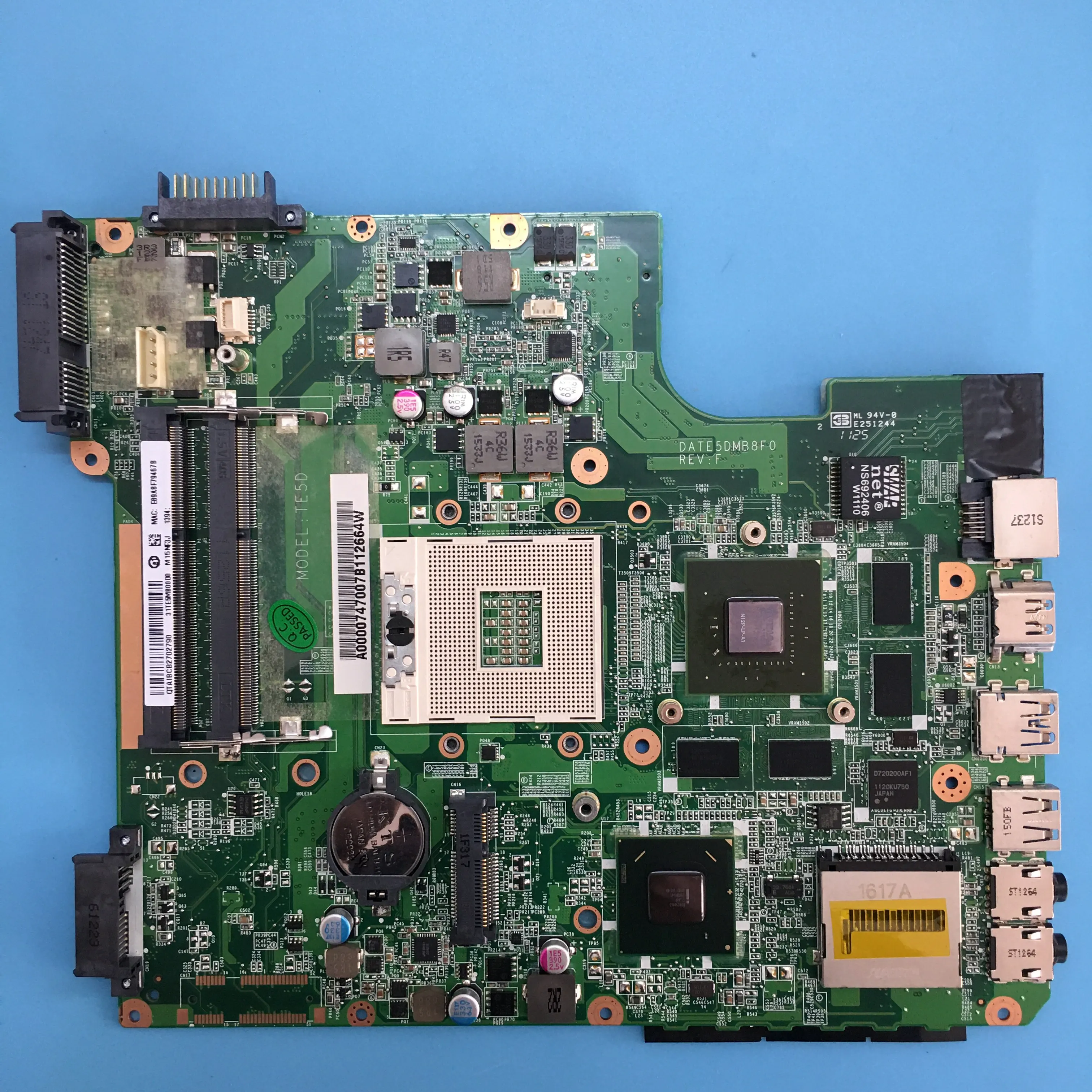 

A000074700 DATE5DMB8F0 MAIN BOARD For Toshiba Satellite L700 L745 laptop motherboard HM65 DDR3 GT525M 1GB 100% working