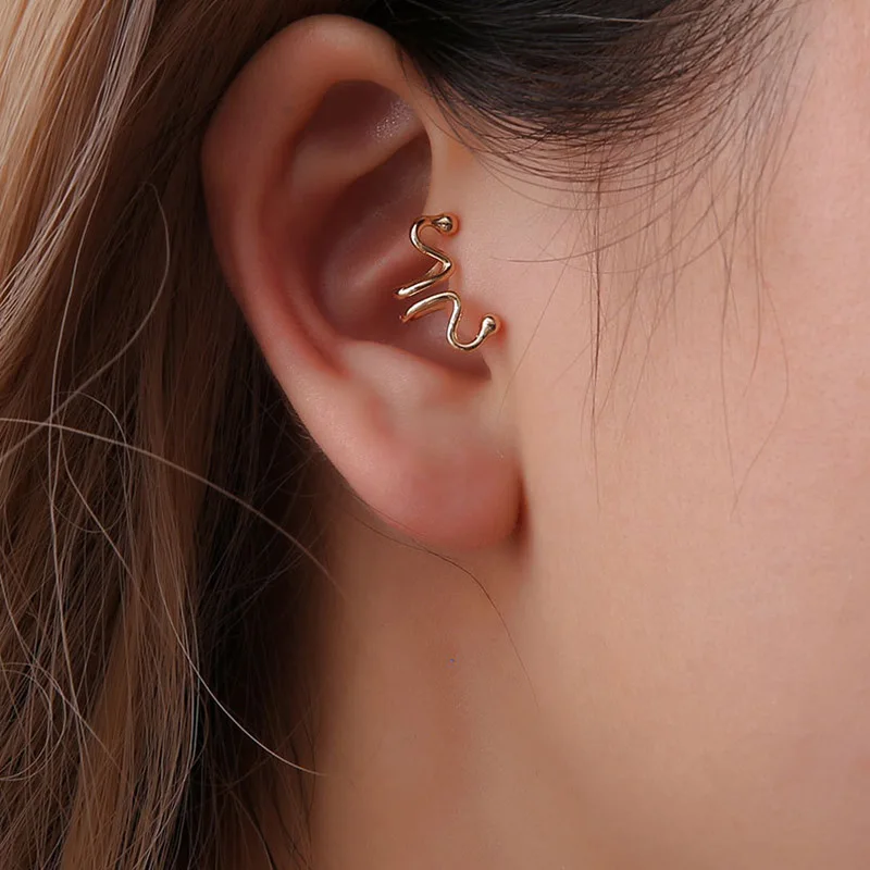 

1PCS Fashion Earring Clip on Earrings No Pierced Ear Cuffs Unisex Summer Gold/Silver/Black Snake Shaped Ear Cuff Clip