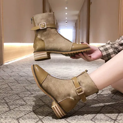 

Martin boots female British style all-match breathable 2021 autumn new retro thick heel large size women's short boots