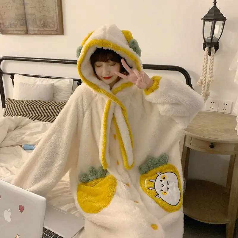 Winter Thickened Plush Velvet Pajamas Set Female 2021 New Coral Velvet Sweet Long Section Robe Bathrobe Home Wear Pajamas