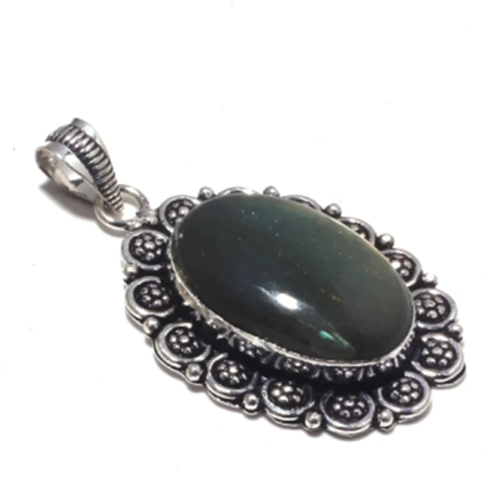 Натуральный лабрадорит кулон серебряные накладки на медь ручная работа для