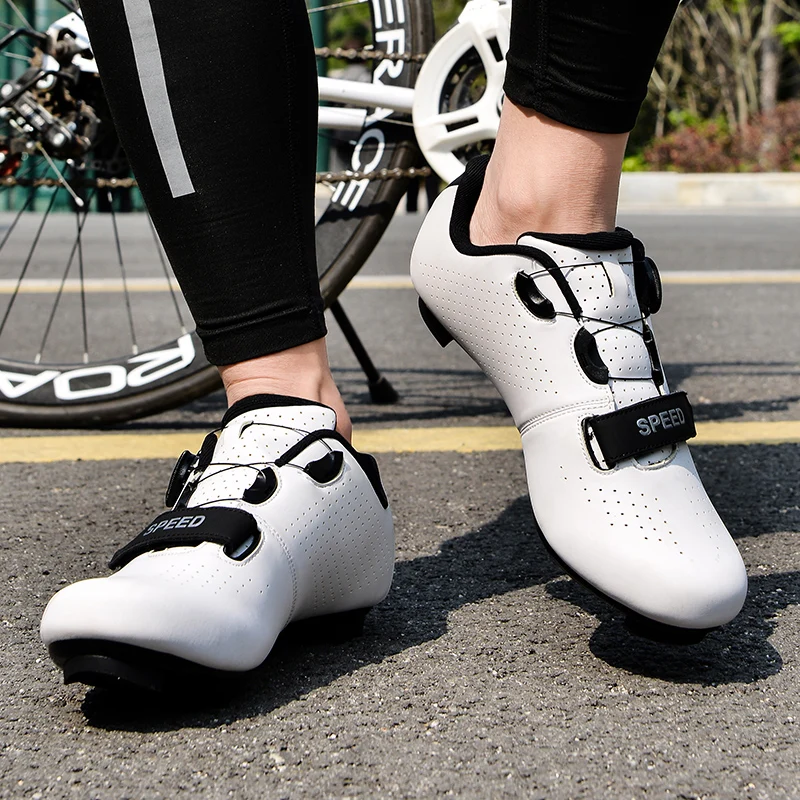 

Men and Women MTB Cycling Sports Shoes Outdoor Road Bike Shoes Automatic Lock Non-Slip Lightweight Breathable Cycling Shoes Men