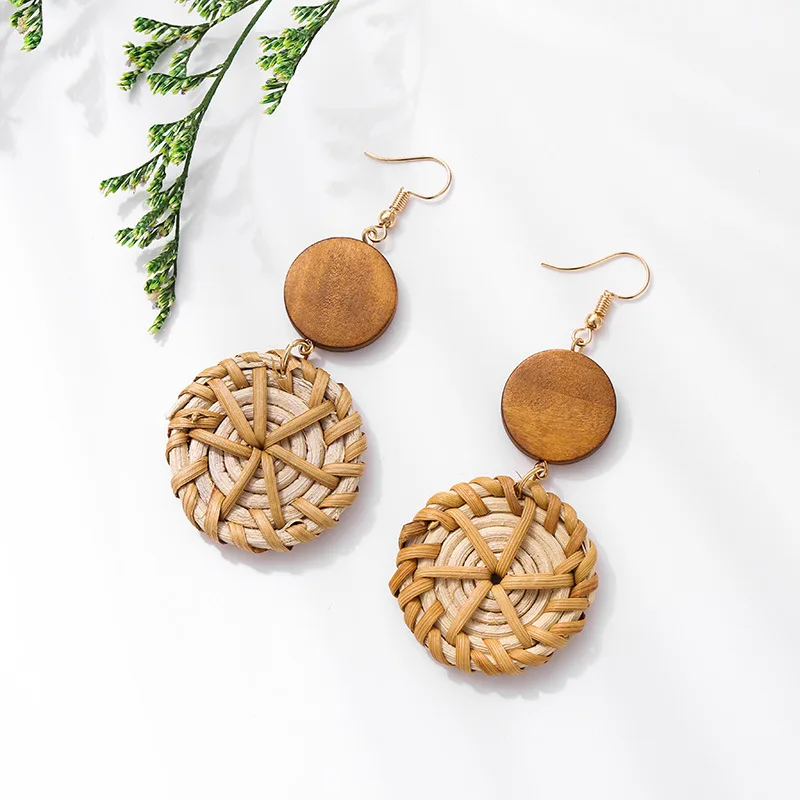 Классические модные круглые висячие серьги из ротанга с деревянным кристаллом