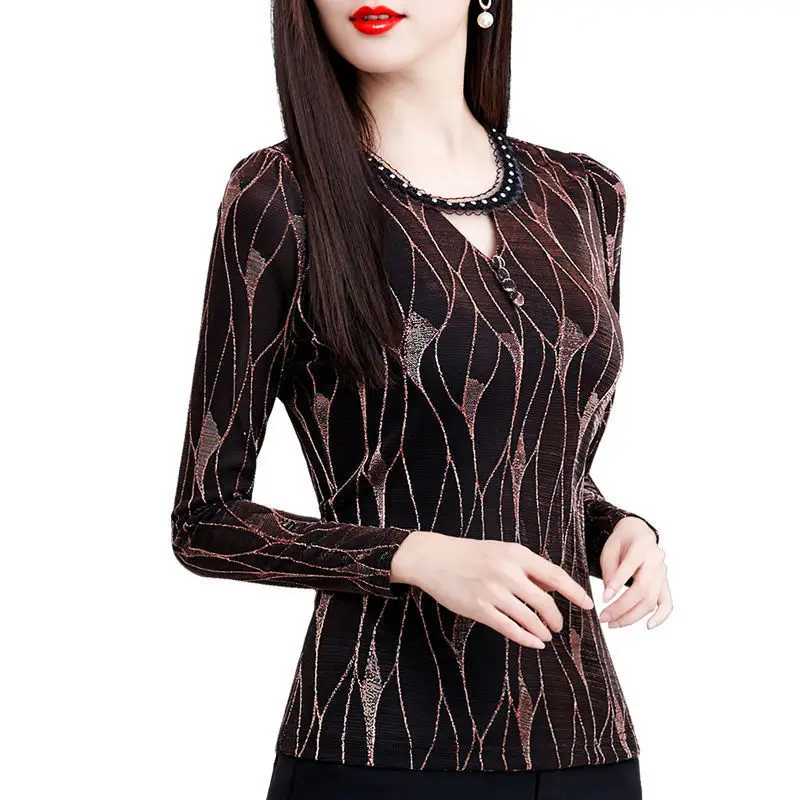 

Large size bottoming shirt women's new fashion slim lace coat for autumn and winter