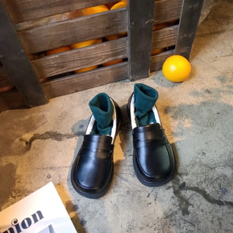 

Women's black small leather shoes Korean retro British style plus velvet comfortable single shoes casual women's shoes