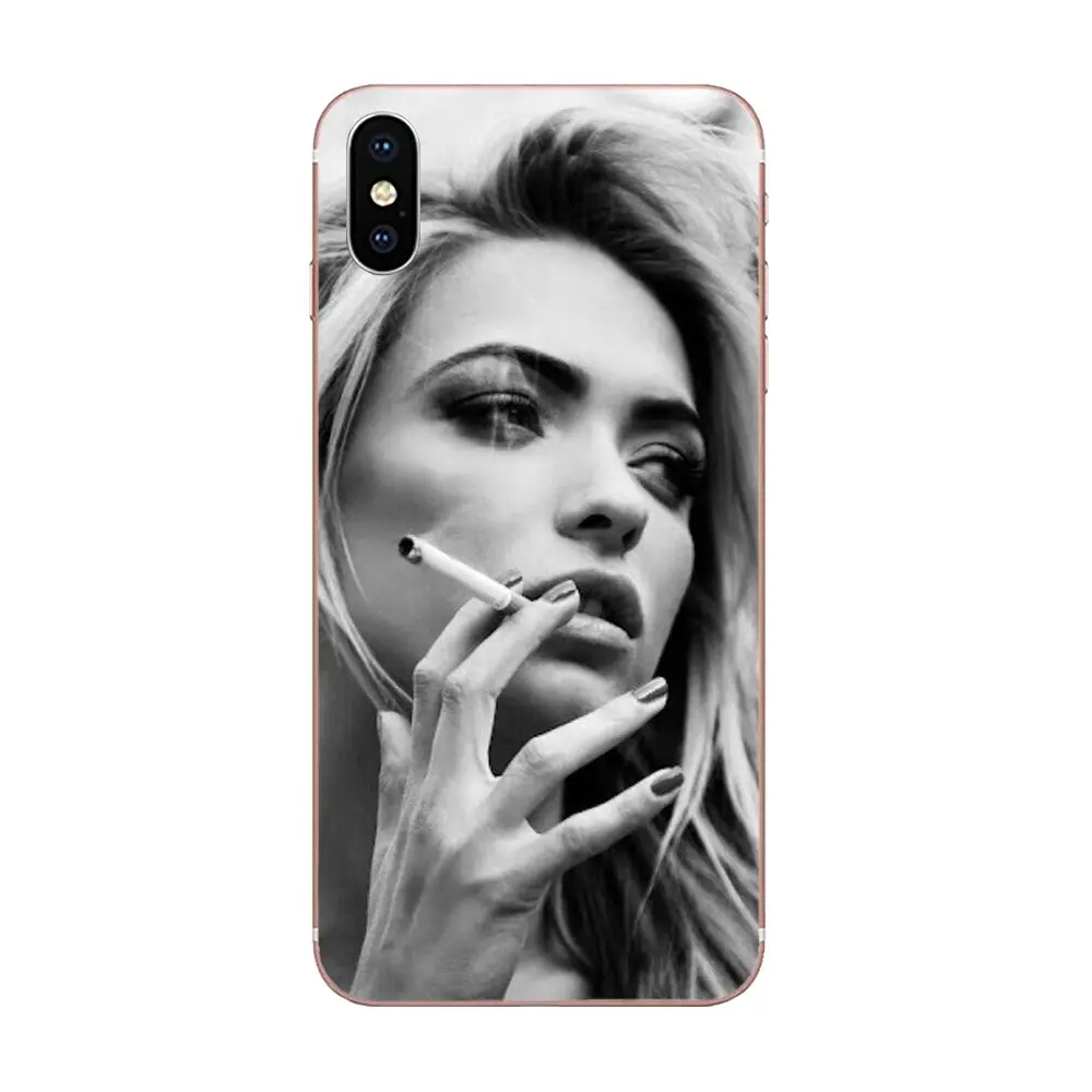 Сексуальная девушка курения электронных сигарет сверхтонкая закраина для Galaxy J1