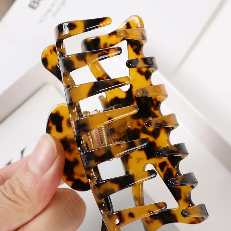 

New Large Size Leopard Hair Claws Korea Acetate Hair Clip Simple Style Acrylic Hollow Out Barrettes Hair Accessories Geometric