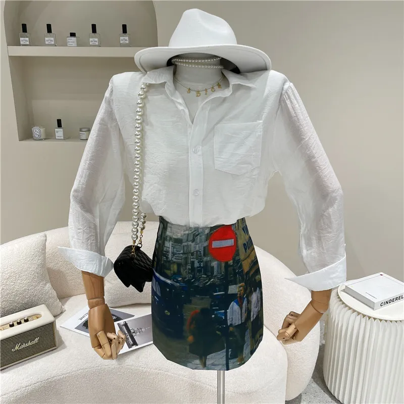 

Women's Spring Summer 2021 Fashion Back Print Long Sleeve Shirt Design sense irregular shirt sunscreen top