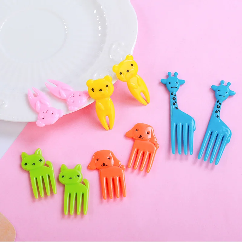 

Animal Farm Fruit Fork Mini Cartoon Children Snack Cake Dessert Food Fruit Pick Toothpick Bento Lunches Party Decor Random Color