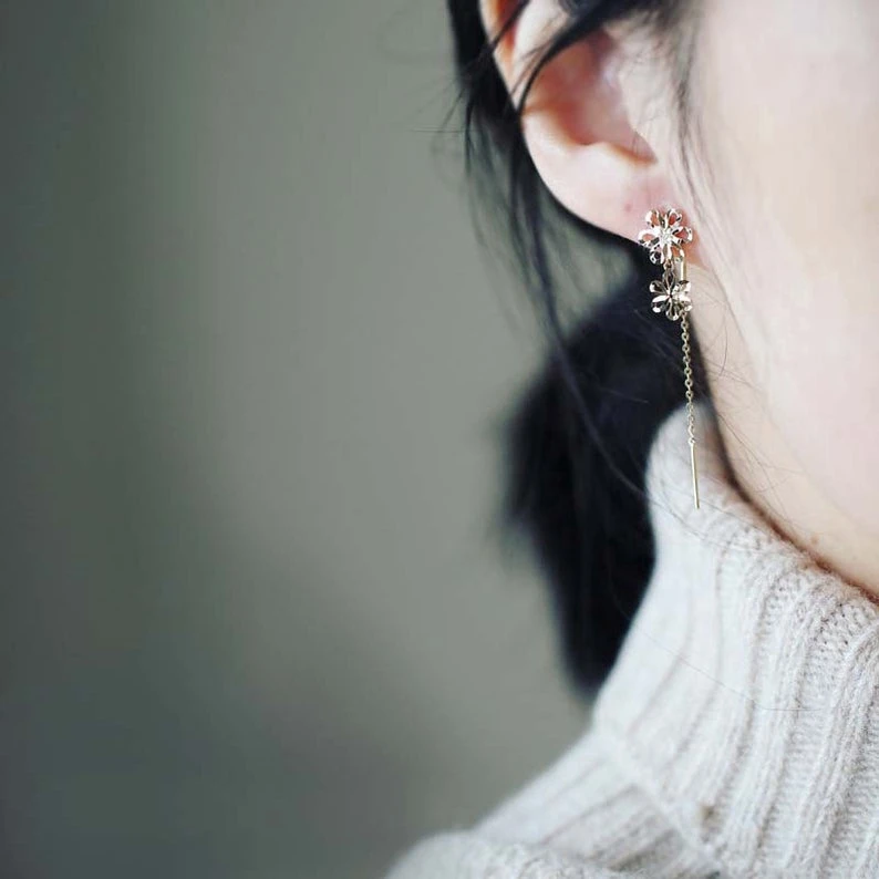 Золотая пачка 14 к с двойными цветами и кристаллами изящная подвеска