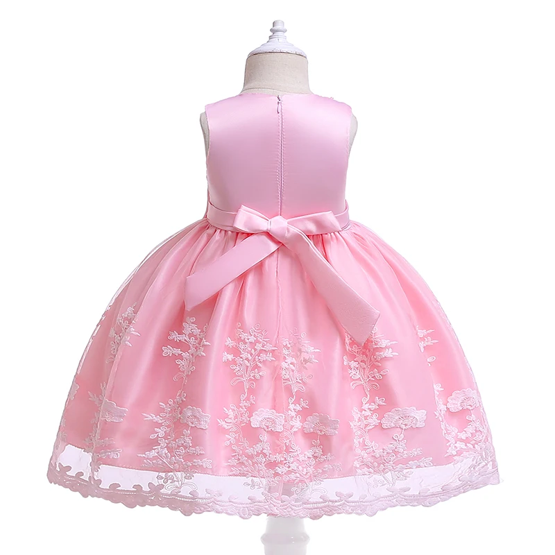 Платье принцессы с бантом на крестины для первого дня рождения Платье-пачка