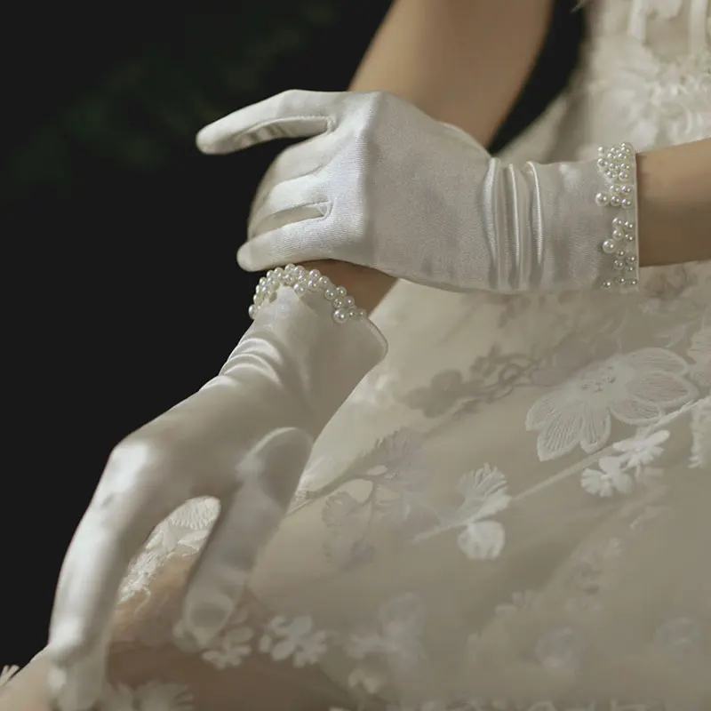 

Summer Satin Gloves Thin Short Etiquette Dress Gloves Women Party Photography Accessory Lady Elegant Pearl Lace Bow Mittens