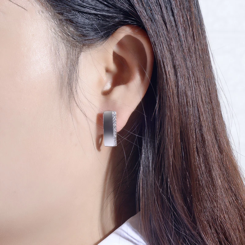 Классические квадратные большие серьги-гвоздики для женщин золотого