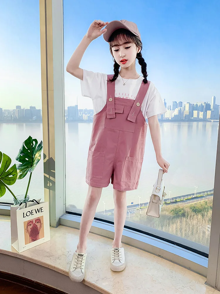 

Girls' Summer Bib Suit New Korean Version of CUHK Children's Short Sleeve Suit Children's Wide-leg One-piece Shorts